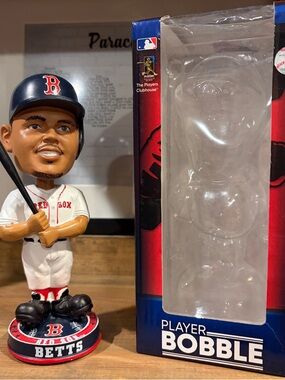 Boston Red Sox Mookie Betts Official Licensed Legends Of The Diamond Bobblehead